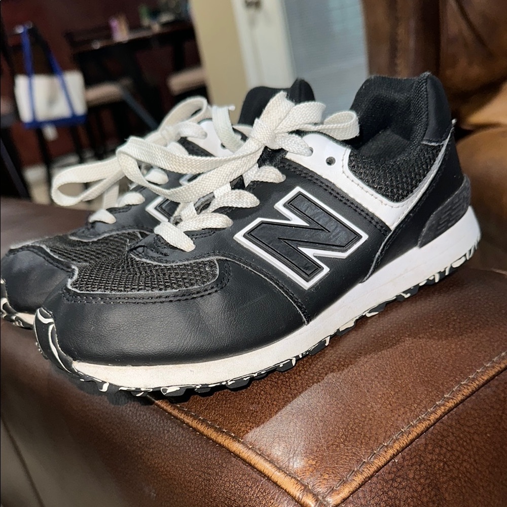 New Balance Kids Sneakers - Black and White